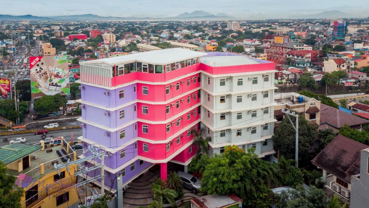 Myspace Hotel @Bgc Pasig City المظهر الخارجي الصورة