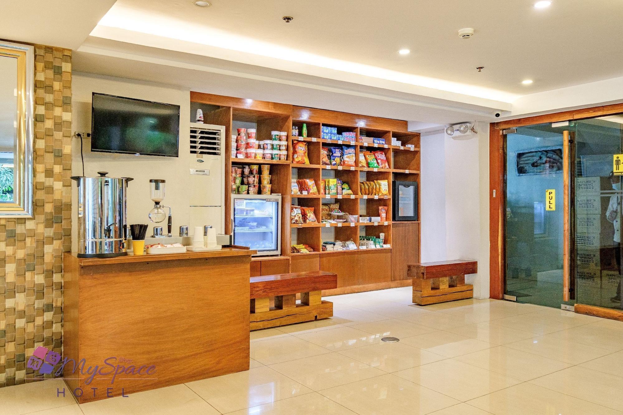 Myspace Hotel @Bgc Pasig City المظهر الخارجي الصورة